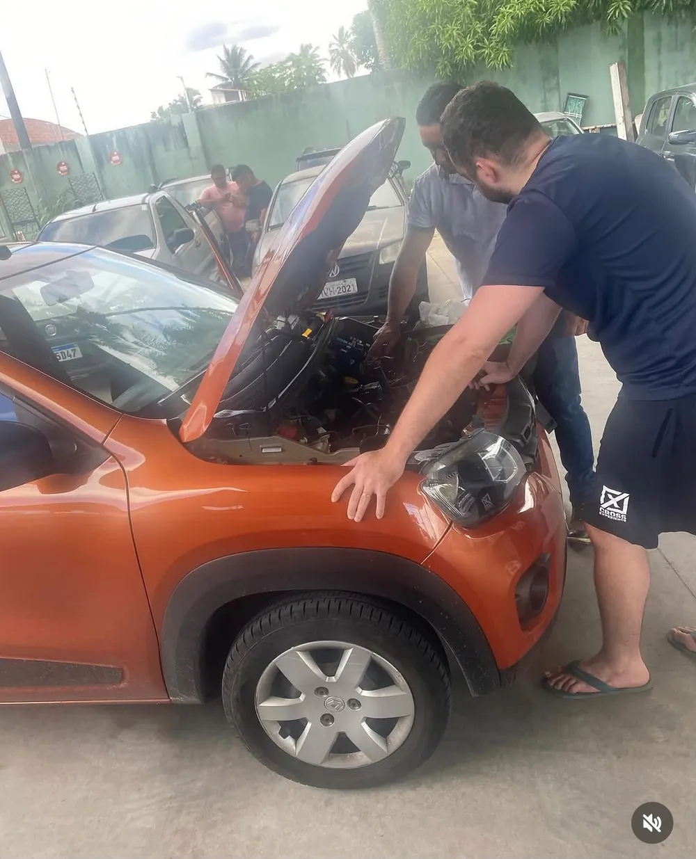 Instalação com o cliente acompanhando de perto